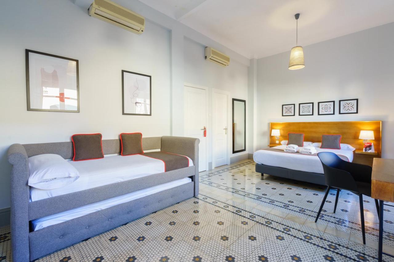 Oyo Fonda Sanchez Hotell Granada Eksteriør bilde