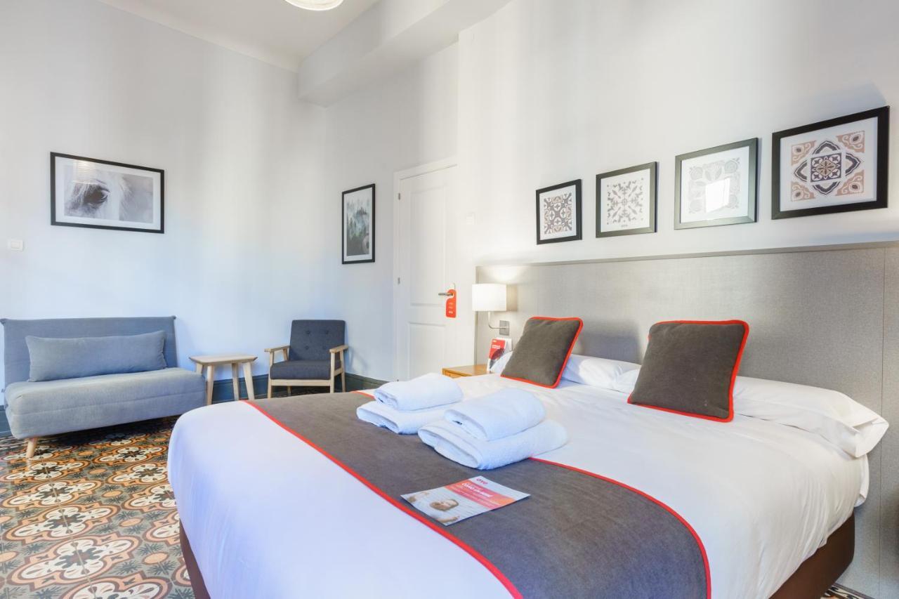 Oyo Fonda Sanchez Hotell Granada Eksteriør bilde