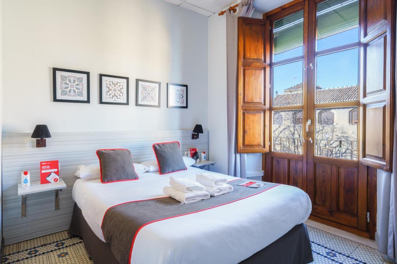 Oyo Fonda Sanchez Hotell Granada Eksteriør bilde