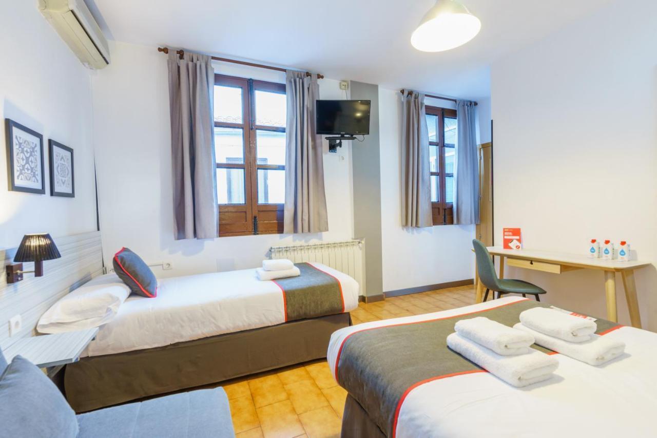 Oyo Fonda Sanchez Hotell Granada Eksteriør bilde